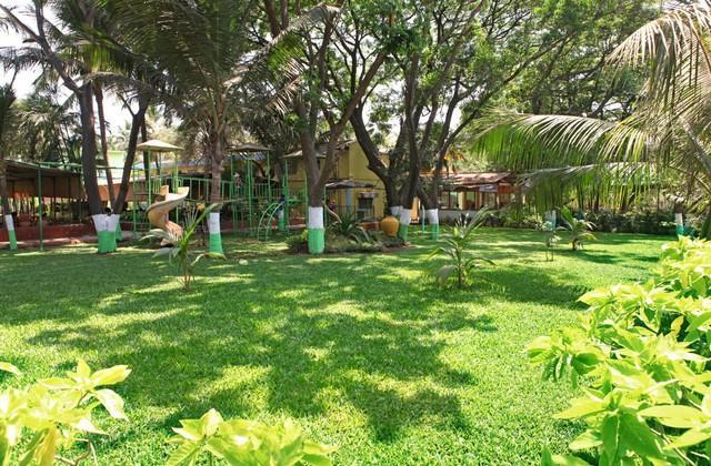 Anand Resort Arnalapada Buitenkant foto